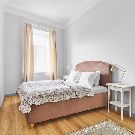 New And Lovely Apartament In Vilnius City Centre Exterior foto